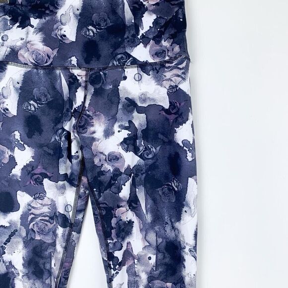 Lululemon Wunder Under High-Rise Leggings Roses Floral Black Grey Size 6 Crop - Picture 3 of 5